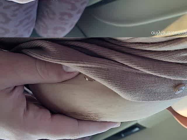 Breasty Brunette hair Grinding with Her Nifty Booty like a Whore in the Car