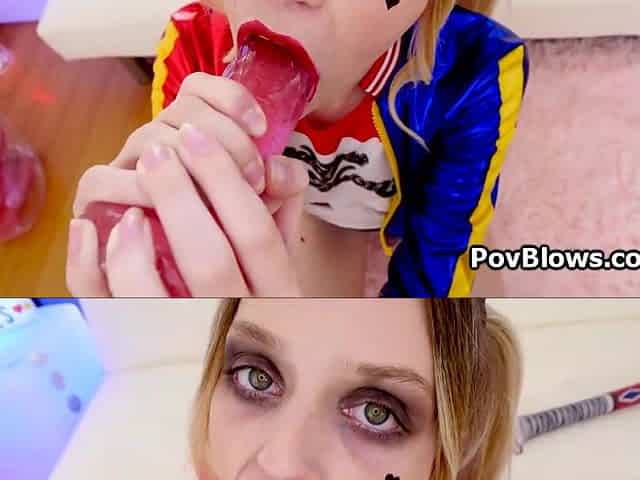 Dildo and knob for Marias fuckable throat