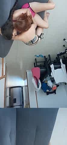 I bang my girlfriend's snatch with my harness in my living room