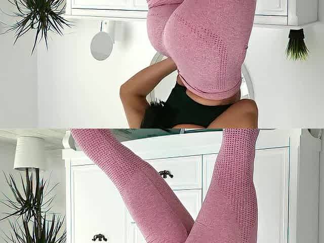 step sister try leggings and turns me on with her awesome booty