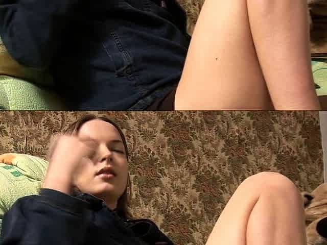 Romanian amateur webcam teen masturbate