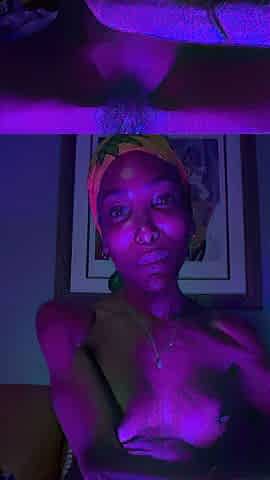 Want to watch me make my twat cum?
