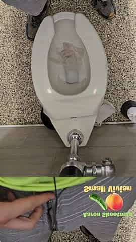 Public pissing then cumming right after ???? I heard some come in the bath but I still went for it