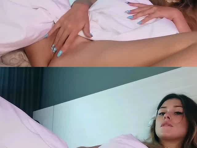 Awesome Amateur teen blonde toying pussy