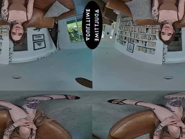 UP CLOSE VR - POV Tattooed PAWG Chick Vanessa Vega Desires U To Be Coarse With Her