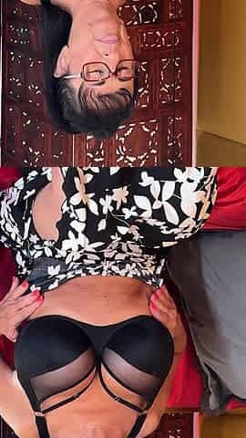 MILF Home Alone Fucking Her Old Tight Pussy with Her Love Latex Toy