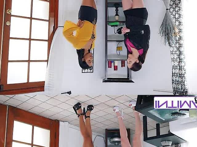 See Nickey Huntsman & Jenna Foxx unload a tongue lashing on every other