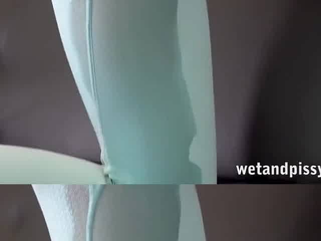 Warm Wet Yoga - Mini Mitzi