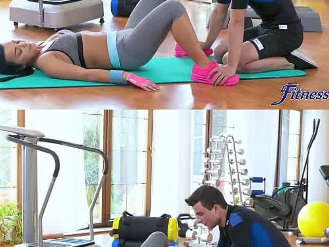 Stuff my face in this constricted twat I met in the gym - Fitness Rooms