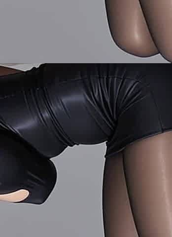 Cartoon Blonde Big Tits in Pantyhose