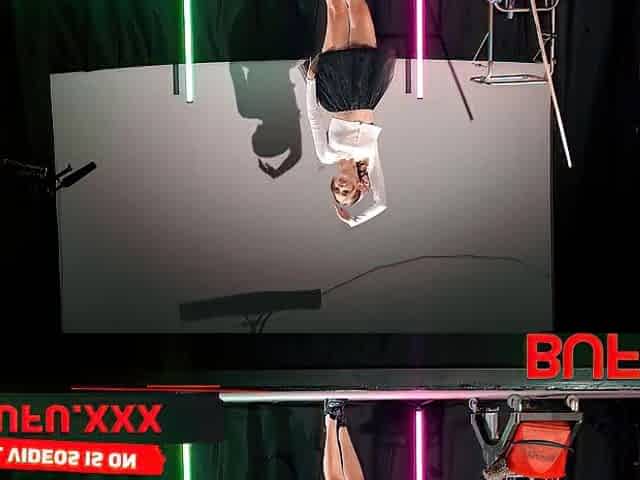 BUFU XXX. Una Fairy knows how to make her butt work