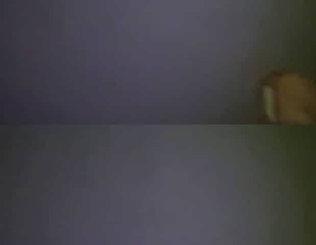 elisa vide des couilles au gloryhole