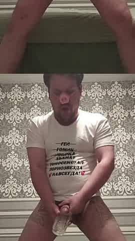 This Russian homo has a addiction: this chab likes the smack of recent cum in his throat!