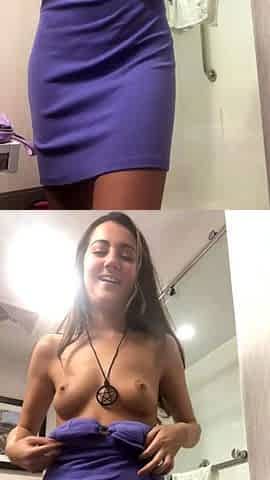 Hot amateur webcam teen masturbates for their fans