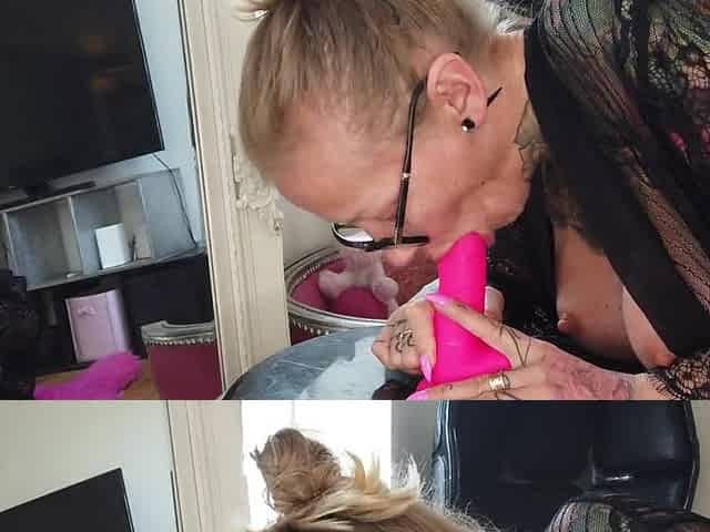 Me just missing sucking cock