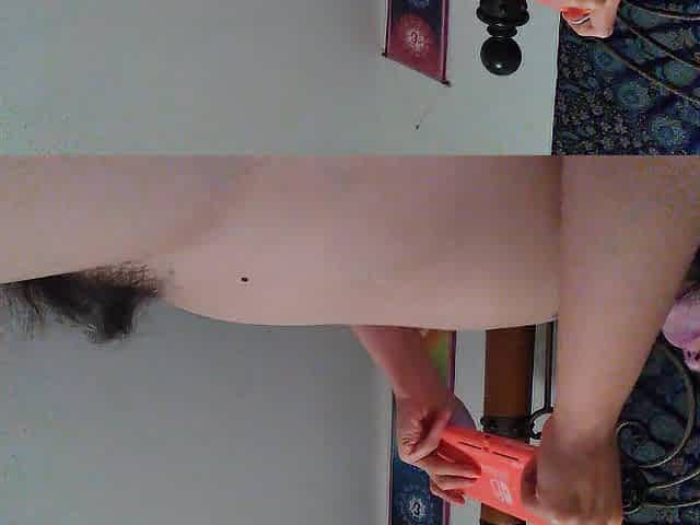Nude Onlyfans Angel Playing Nintendo Listening to Electronic Music Gaming