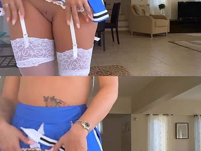 Amateur hottie solo masturbation