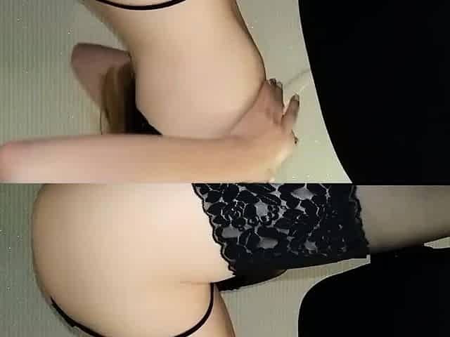 Sexy Schoolgirl in Stockings Masturbates on Webcam