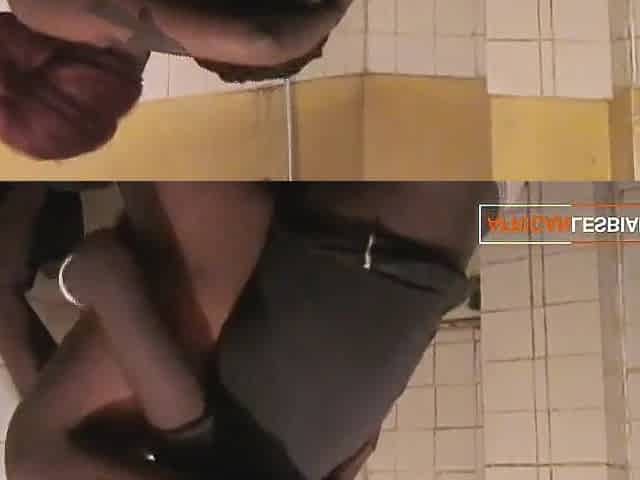 Slim Black Bitches Fingering & Licking Vagina In Wild Lesbo Baths Sex