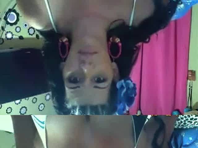 Big-Titted Latina Babe on Webcam!