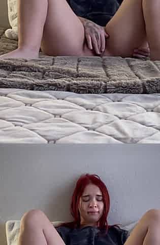 Girl with Beautiful Body Play Pussy with Vibrator - Orgasm Closeup
