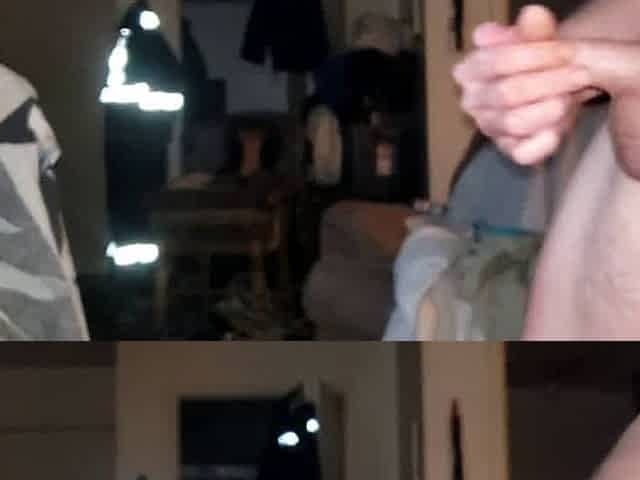 PMV Pissing solo