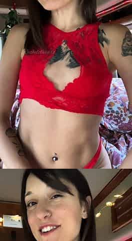 Amateur brunette ariana marie solo toying