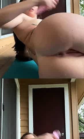 Natural brunette solo toying