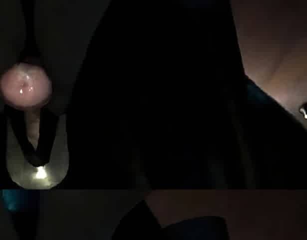 Amateur fetish big booty bitch riding with her bum