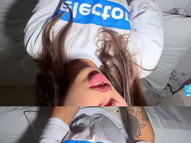 My stepdaughter in taut pajamas sucked each final drop of my cum