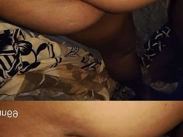Desi bhabhi wet pussy