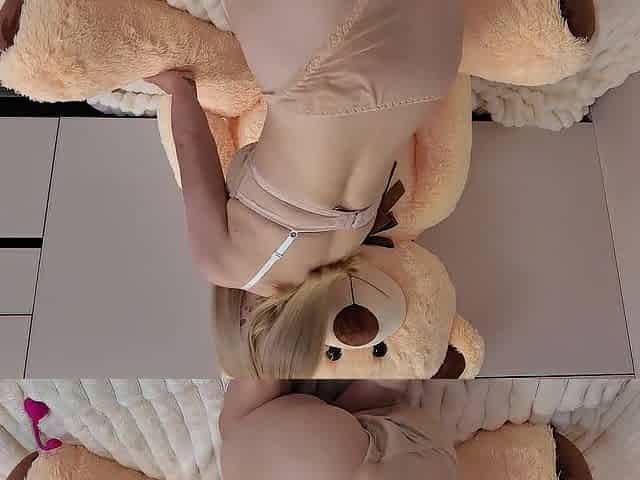 Soft Cute Angel Masturbates Her Virgin Previous to School. Family Therapy