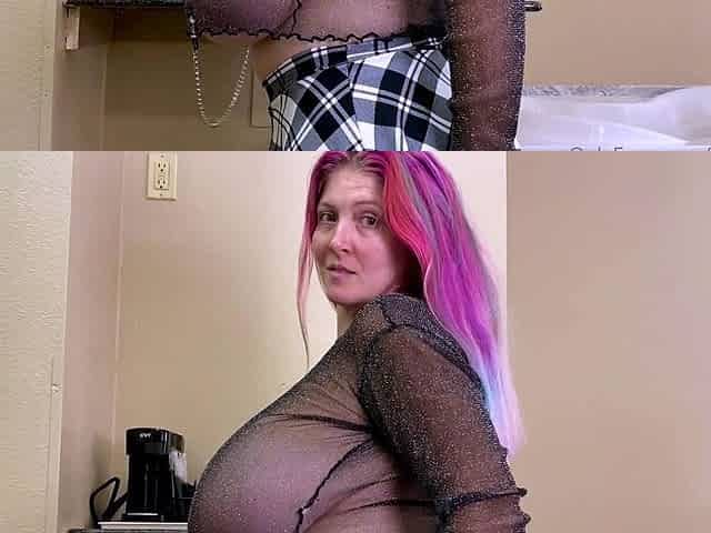 Big boobs milf masturbates with her dildo