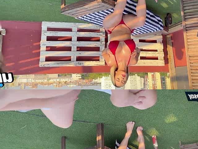 Aprovecho que PAPA no esta para darle CREAMPIE a mi MADRASTRA mientras toma el sol - Tatiana Alvarez