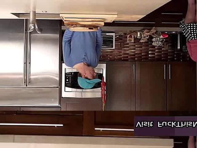 Steamy mature Dee Williams hot video
