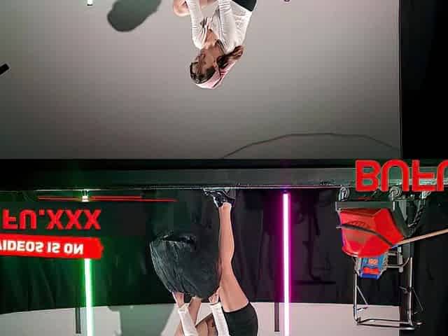 BUFU XXX. Stripping and giving anal to become a star