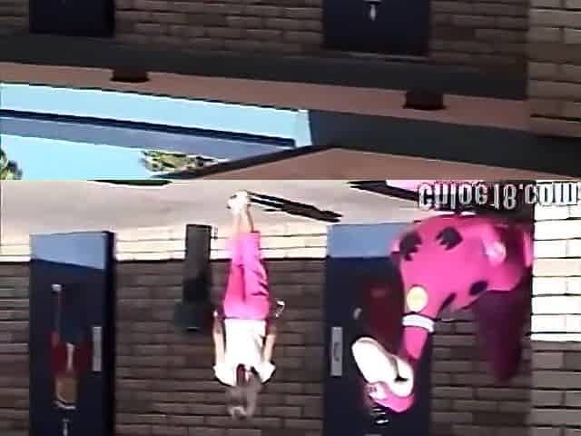 Chloe eighteen Masturbating at Mini Golf