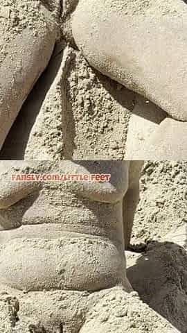 ?SAND BEAUTY? I Play With My Body In The Beach?