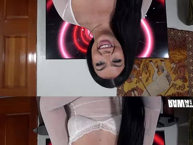 Cock- Loving Hottie Holly Day Deepthroats Before An Intense Pounding