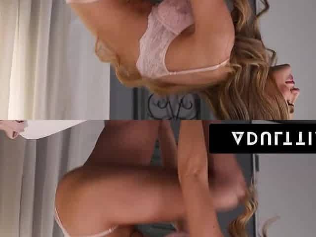 Pawg Blake Blossom Tries Carnal Scissoring Massage from Breasty Lesbo Jennif...