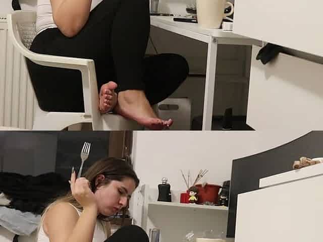 Farting While Eating at My Desk