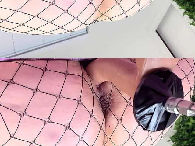 Close up amateur beauty uses her toy to masturbates