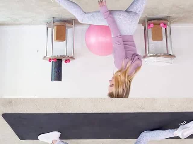 Skinny Girl During The Casting Pulled Down Leggings For Sex With An Ag - Natalie Knight