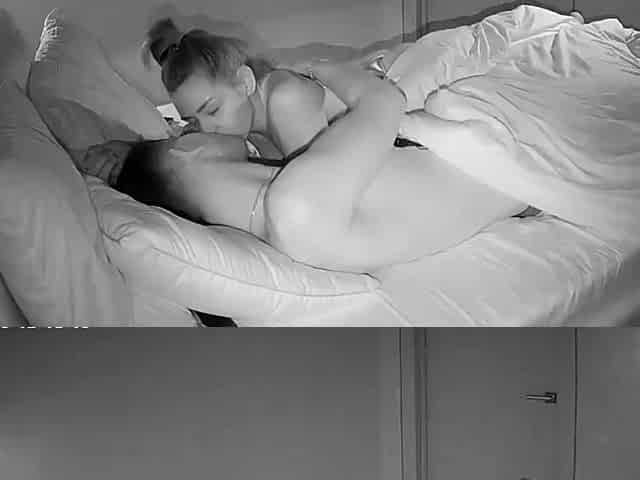Busty amateur blonde rubbing her pussy on web cam