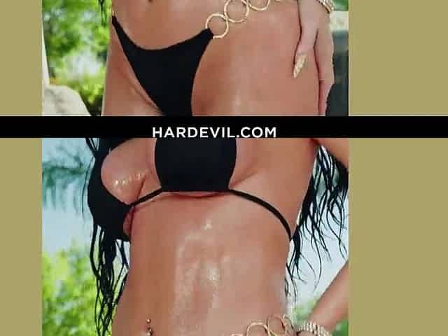 Jennifer White gets airtight DPed by three ebony monster knobs