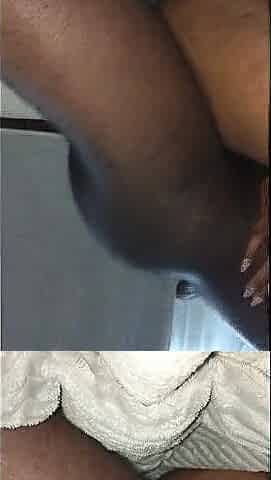 In the midst of ASMR, this babe gave in to BB.