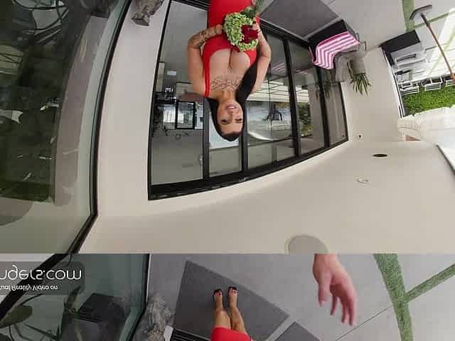 VR Bangers: Breasty Brunette hair mother I'd like to fuck Takes A Youthful Penis In Her Moist Cunt