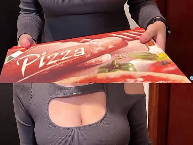 CULONA blasfema fa SESSO ANALE con il PIZZA HUNK sborrata nel CULO mentre BESTEMMIA