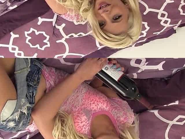 Jovan Jordan gaping constricted teen white vagina