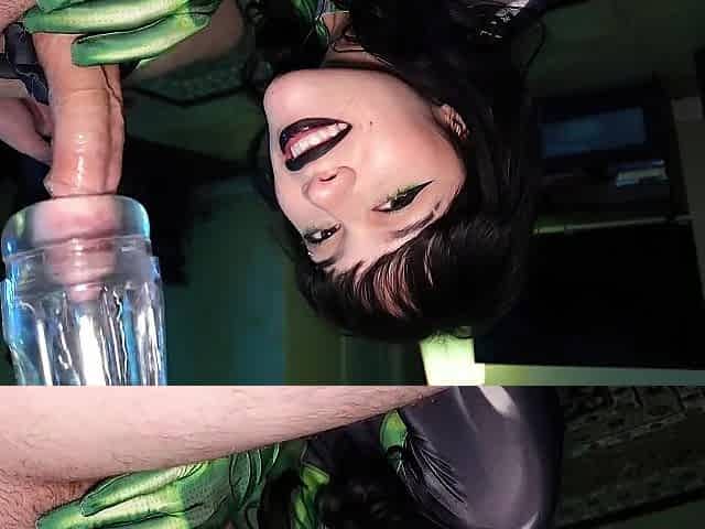 Shego Strokes and Sucks Previous to Revealing Ideal Snatch (Shego Cosplay!)